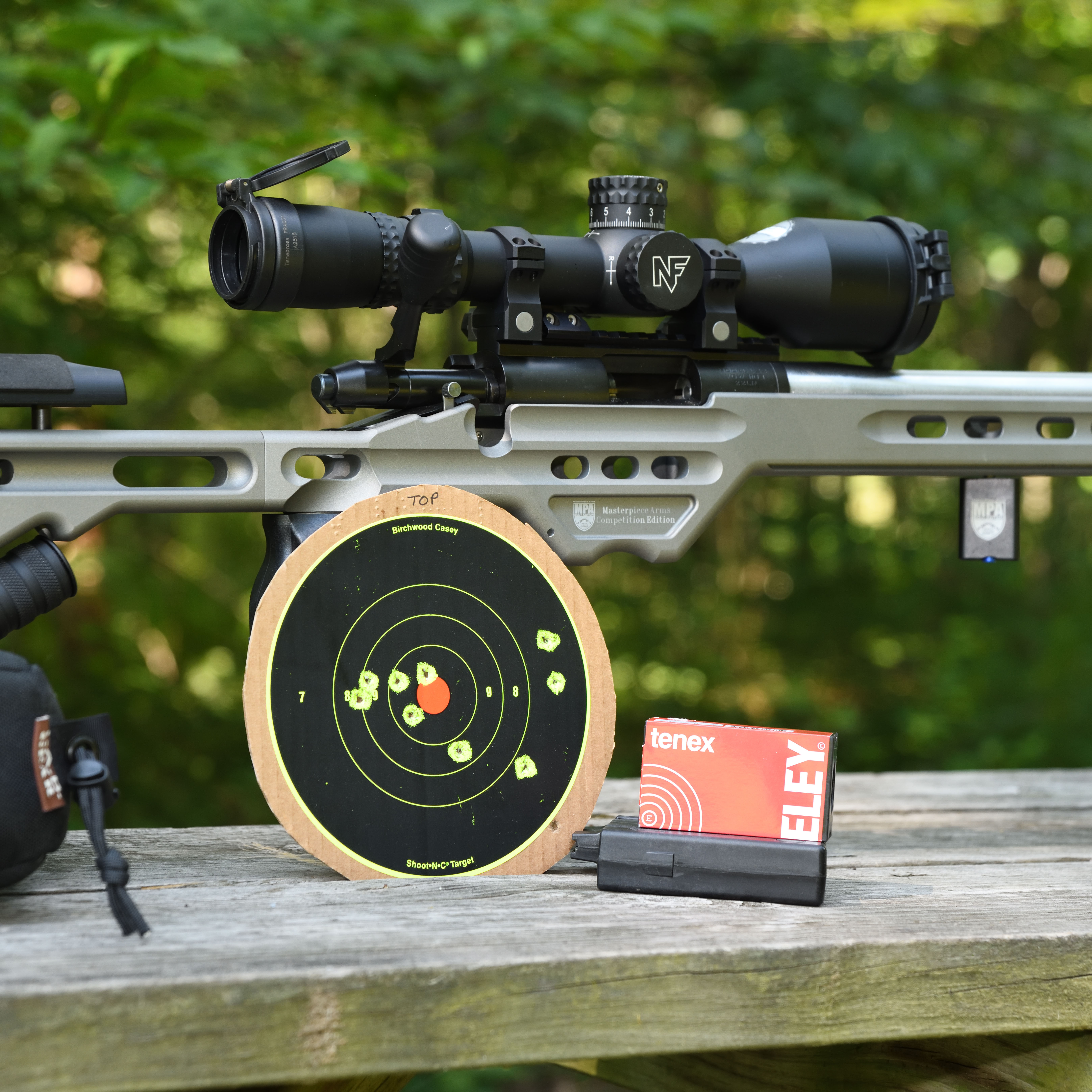 Carl Slutter - 10-Shots long range .22LR shooting
